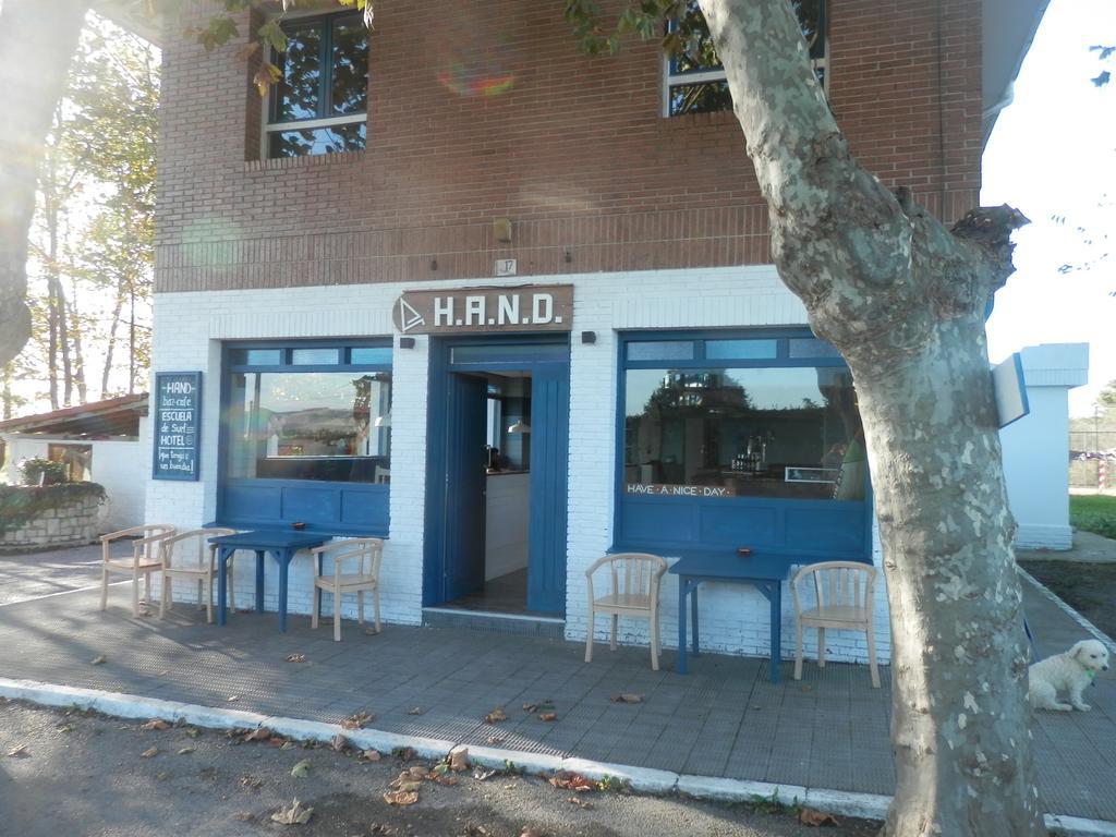 H.A.N.D Surf Hostel Langre  Buitenkant foto