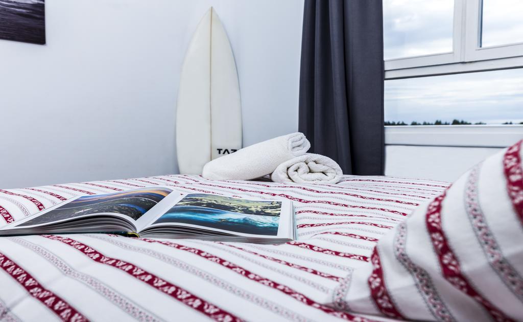 H.A.N.D Surf Hostel Langre  Buitenkant foto
